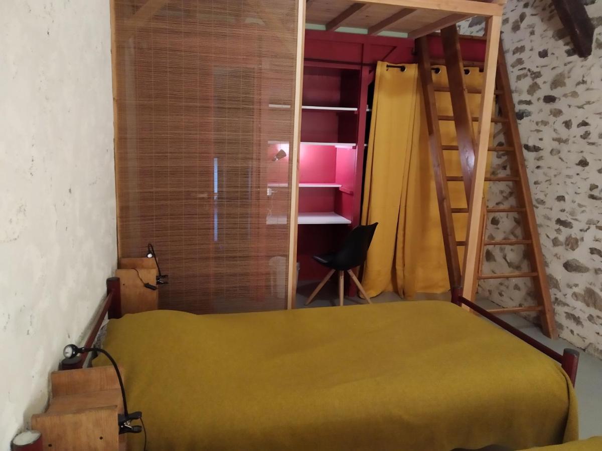 La Tribu De Lavaud Bed & Breakfast